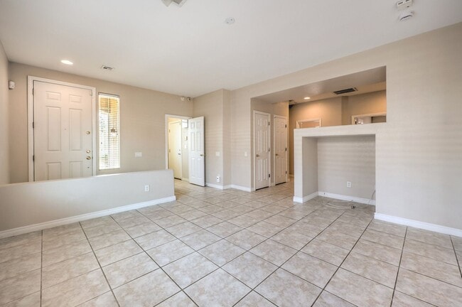 10964 Snow Cloud Ct in Las Vegas, NV - Building Photo - Building Photo