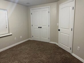 2771 S Ivy Ln in Saratoga Springs, UT - Foto de edificio - Building Photo