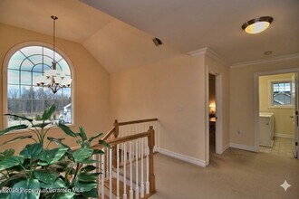 1002 Cir Green Dr in South Abington Township, PA - Building Photo - Building Photo