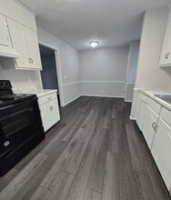 3102 Apple Valley Ln in Oxford, AL - Building Photo - Building Photo