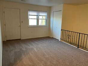 113 Miller Rd in Akron, PA - Building Photo - Building Photo