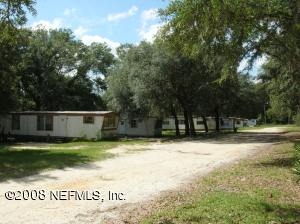 2800 Lundy Rd in Palatka, FL - Foto de edificio