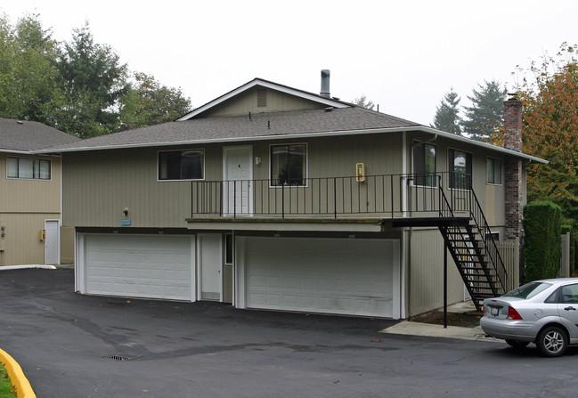 Laurel Hill in Federal Way, WA - Building Photo - Building Photo