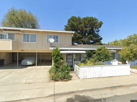 1804 El Parque Ct, Unit A in San Mateo, CA - Building Photo