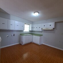 3286 Sandy Springs Dr in Memphis, TN - Building Photo - Building Photo