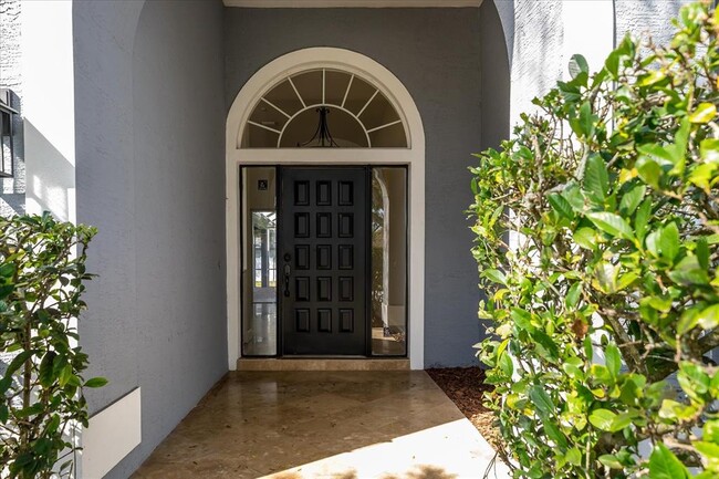 17102 Tiffany Lake Pl in Lutz, FL - Building Photo - Building Photo