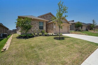 9233 Herringbone Dr in Fort Worth, TX - Building Photo - Building Photo