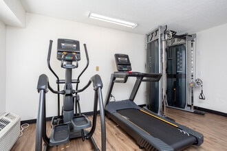 Vivo Living North Woods in Raleigh, NC - Building Photo - Interior Photo