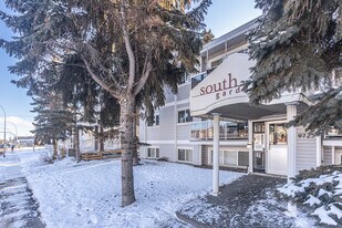 South Garden in Edmonton, AB - Building Photo