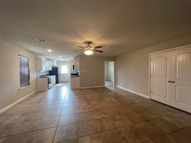 3031 Weave Ct in Granbury, TX - Building Photo - Building Photo