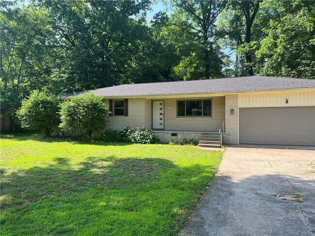 property at 714 W University St