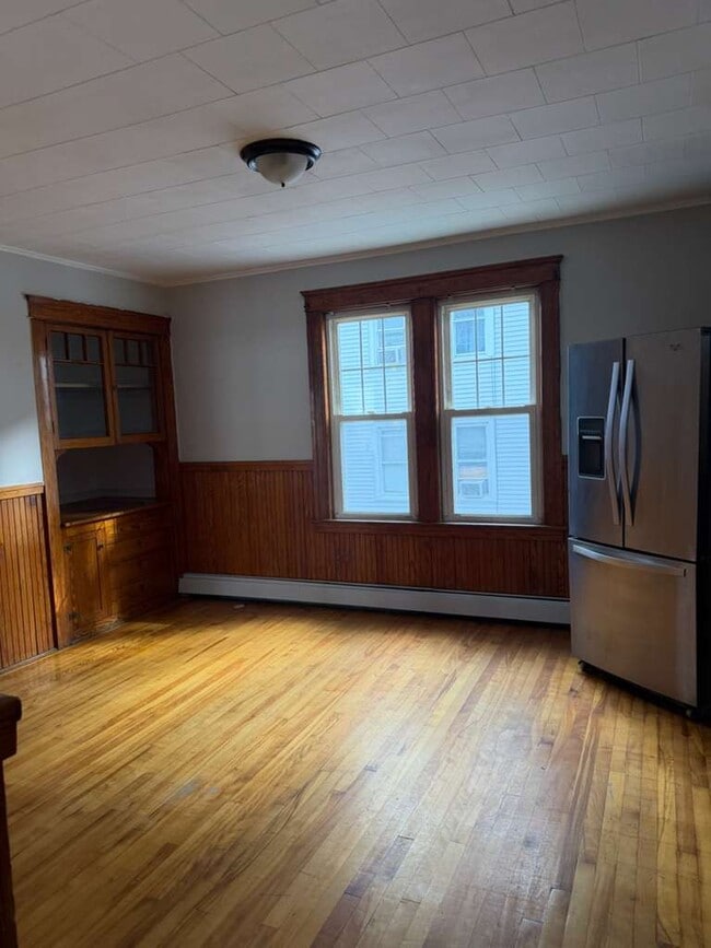 7 View St, Unit 3 in Worcester, MA - Building Photo - Building Photo