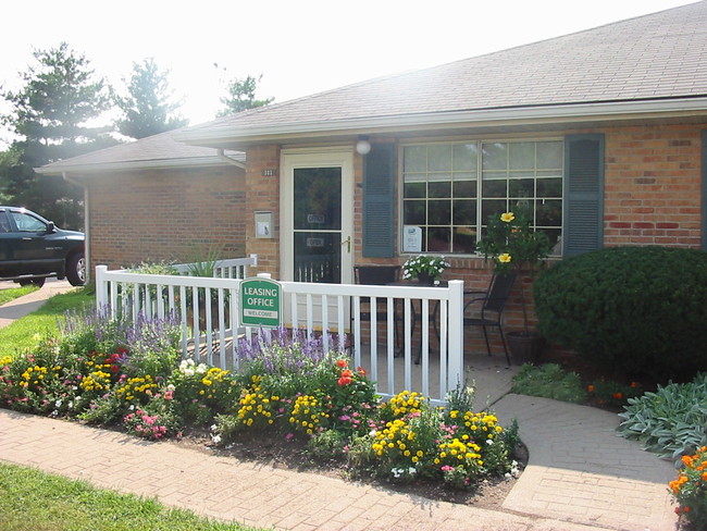 Muirwood Apartments in Lancaster, OH - Building Photo - Building Photo