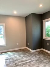 141 Peltoma Ave, Unit 1 in Pittsfield, ME - Foto de edificio - Building Photo