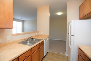 Montague Terrace in Stuarts Draft, VA - Building Photo