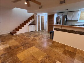 1034 Euclid Ave, Unit 1034 in Miami Beach, FL - Building Photo - Building Photo