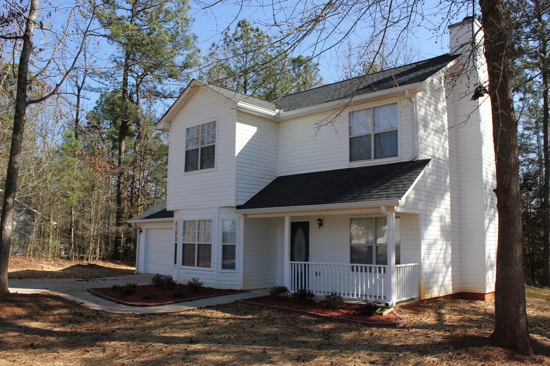 350 Cambridge Way in Covington, GA - Building Photo