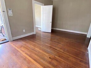 2907 Isabella St in Houston, TX - Foto de edificio - Building Photo