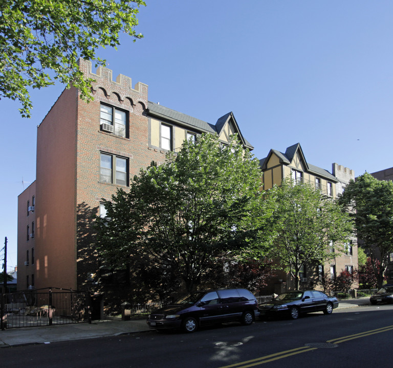 7402 21st Ave in Brooklyn, NY - Building Photo