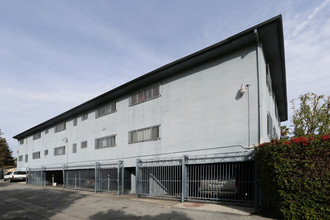 4055 Stevely Ave in Los Angeles, CA - Building Photo - Building Photo