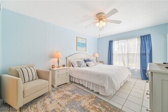 1936 Beach Pkwy in Cape Coral, FL - Building Photo - Building Photo