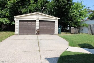 1222 Castleton Rd in Cleveland Heights, OH - Building Photo - Building Photo