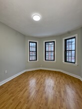 59 Hawthorne St, Unit 2 in Chelsea, MA - Foto de edificio - Building Photo