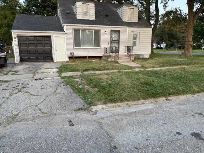 property at 3102 Trumbull Ave
