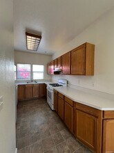 121 Wilkes Cir in Santa Cruz, CA - Building Photo - Building Photo
