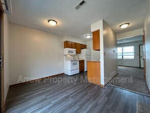 1322 S Jackson St in Junction City, KS - Building Photo - Building Photo