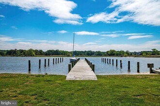 811 Chester River Dr in Grasonville, MD - Building Photo - Building Photo