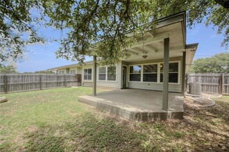 21501 Boggy Ford Rd in Lago Vista, TX - Building Photo - Building Photo