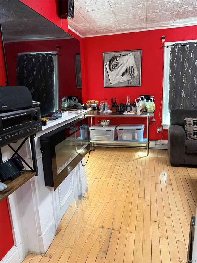 64 Brookside Ave in Nyack, NY - Building Photo - Building Photo