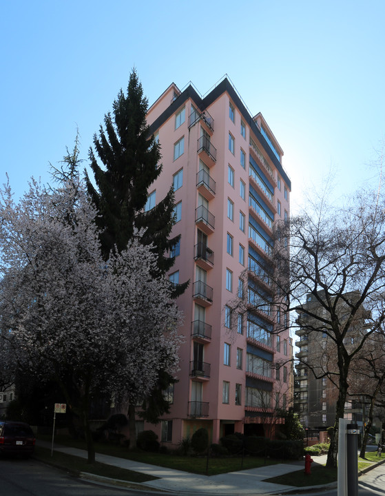 Jervis Tower in Vancouver, BC - Building Photo