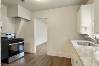 721 N Birmingham Pl in Tulsa, OK - Building Photo - Building Photo