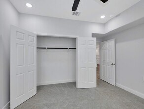 430 Schmidt Rd in Sealy, TX - Building Photo - Building Photo