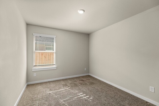 property at 3915 Sparkman Ln