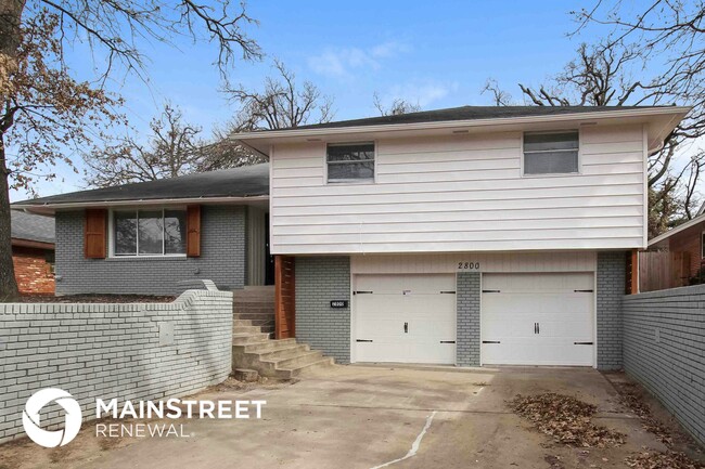property at 2800 N Donald Ave
