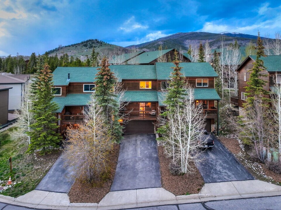 7 Lookout Ridge Dr in Dillon, CO - Foto de edificio