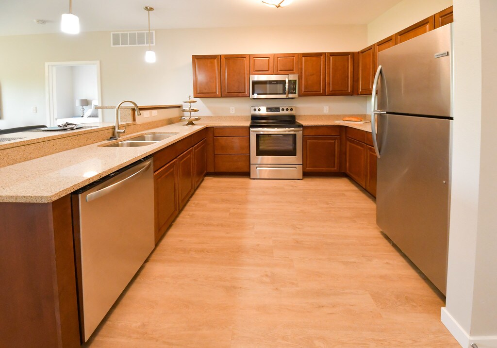 Cedar River Bluffs Senior Apartments Cedar Rapids, IA Apartments For Rent