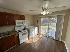 5476 Broomall St in Dayton, OH - Building Photo - Building Photo