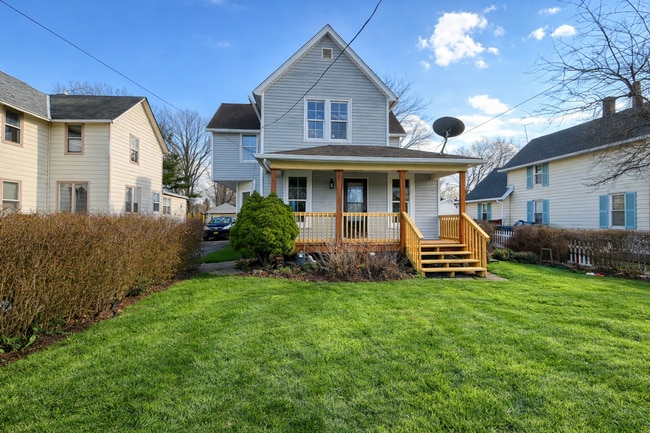 property at 200 E 31st St