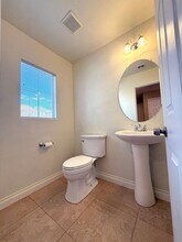 553 Mayfair Walk Ave in Las Vegas, NV - Building Photo - Building Photo
