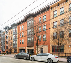 615 Adams St in Hoboken, NJ - Building Photo - Building Photo