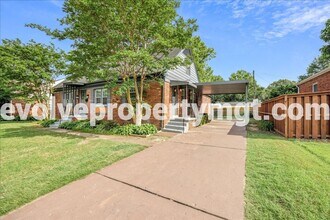 5255 Dee Rd in Memphis, TN - Building Photo - Building Photo