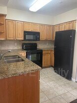 2042 Alta Meadows Ln