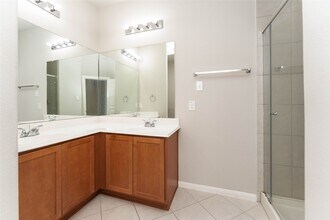 2206 Grand Isle Ln in Rosenberg, TX - Building Photo - Building Photo