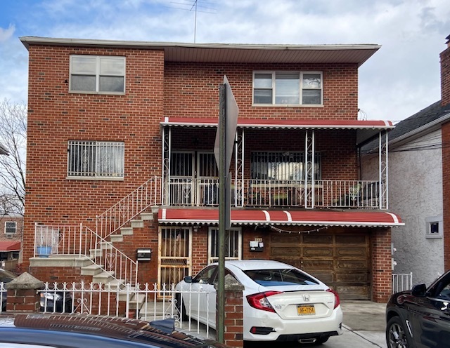 544 Logan Ave in Bronx, NY - Building Photo