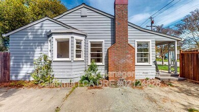 1945 Nordyke Ave in Santa Rosa, CA - Foto de edificio - Building Photo