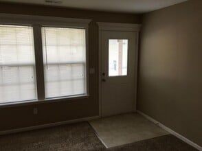606 W Market St in Warrensburg, MO - Building Photo - Building Photo